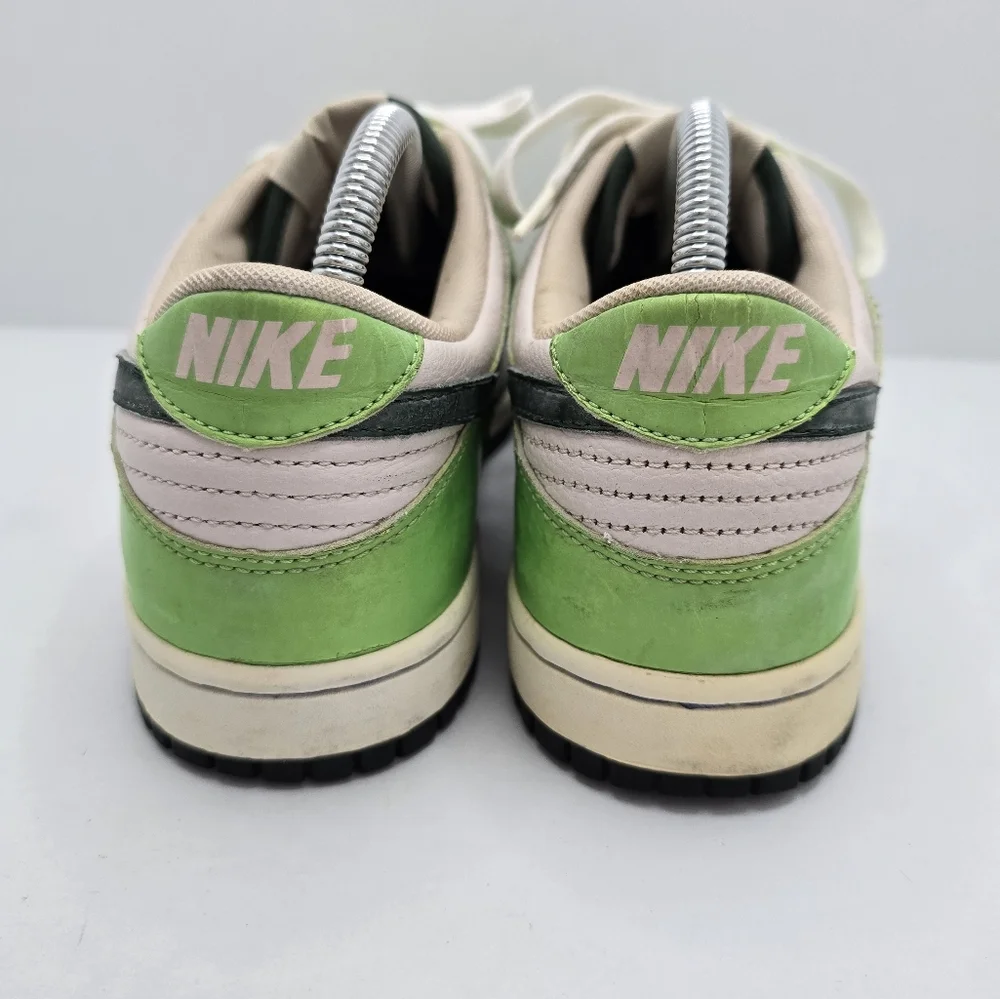 Nike | Y2K distressed Dunks lime hunter green sporty sneakers | MENS 8.5 - Picture 7 of 12
